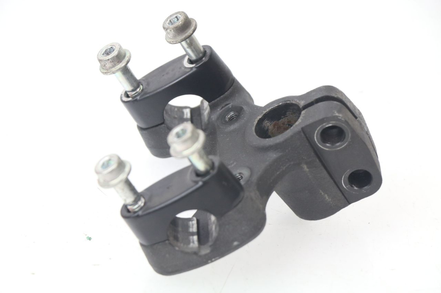 photo de POTENCE SUZUKI AN BURGMAN 400 (2006 - 2010)