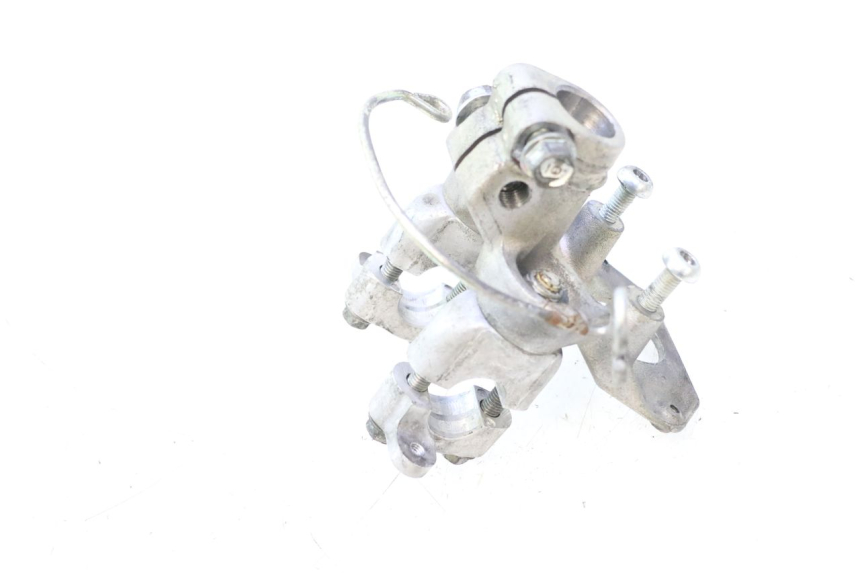 photo de POTENCE HONDA FJS SILVER WING SILVERWING 400 (2005 - 2008) - Zoom état d’usage