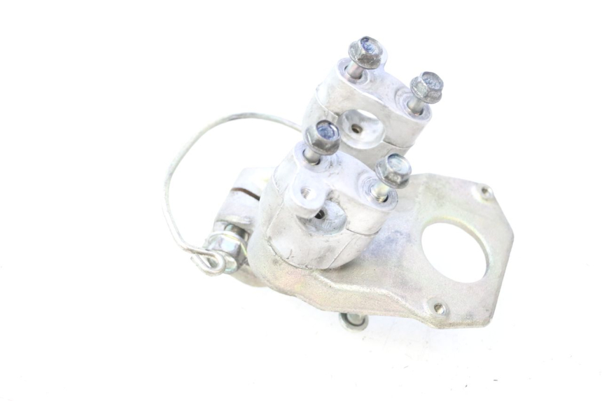 photo de POTENCE HONDA FJS SILVER WING SILVERWING 400 (2005 - 2008) - Vue d’ensemble