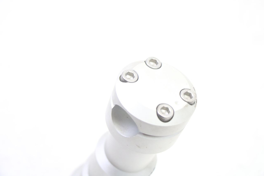 photo de POTENCE PEUGEOT STREETZONE I NAKED 2T 50 (2018 - 2020)