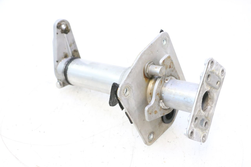 photo de POTENCE YAMAHA WAVE RUNNER GP R 1200 (2000 - 2003) - Vue d’ensemble