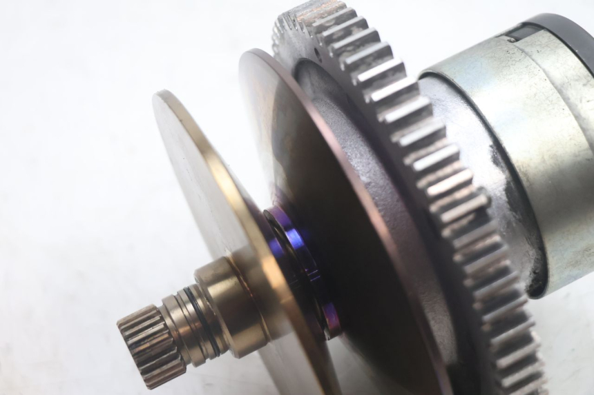 photo de POULIE SUZUKI BURGMAN EXECUTIVE ABS 650 (2006 - 2012) - Points de fixation