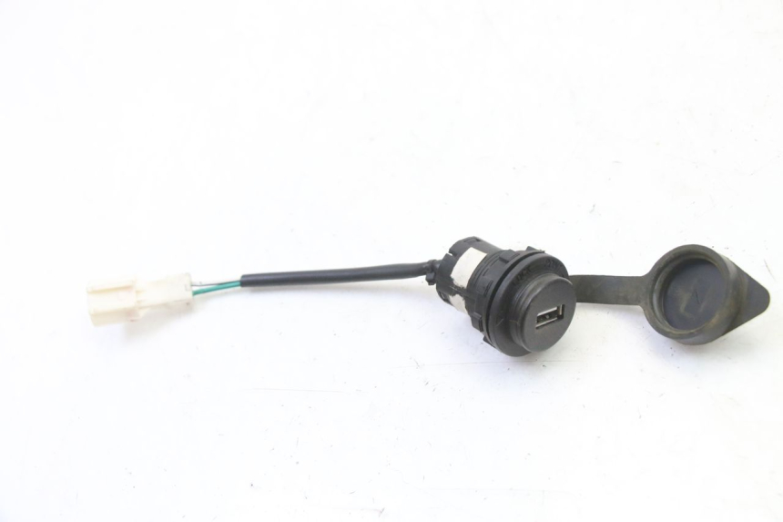 photo de PRISE ALLUME CIGARE SYM FIDDLE 3 III 50 (2014 - 2020)
