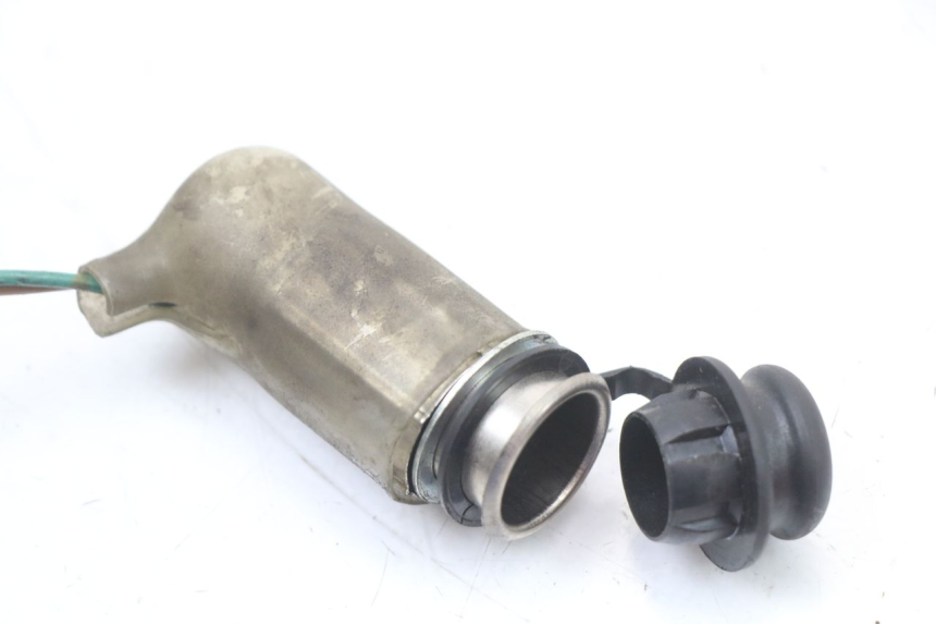 photo de PRISE ALLUME CIGARE HONDA FJS SILVER WING SILVERWING 400 (2005 - 2008)