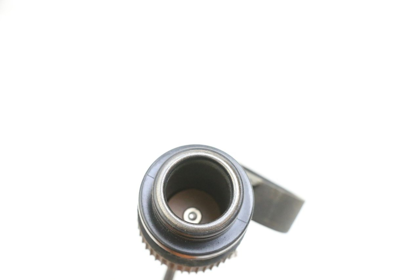 photo de PRISE ALLUME CIGARE SYM GTS EVO 125 (2009 - 2013) - Zoom état d’usage