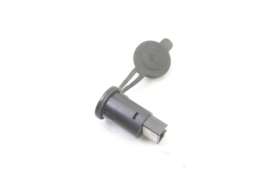 photo de PRISE ALLUME CIGARE PEUGEOT KISBEE 2T 50 (2018 - 2022)