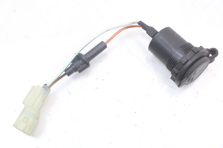 photo de Socket allume-cigare KYMCO DINK STREET ABS 125 (2011 - 2018)