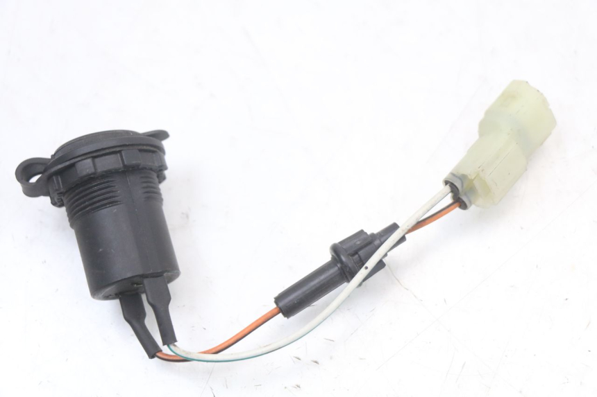 photo de Socket allume-cigare KYMCO DINK STREET ABS 125 (2011 - 2018)