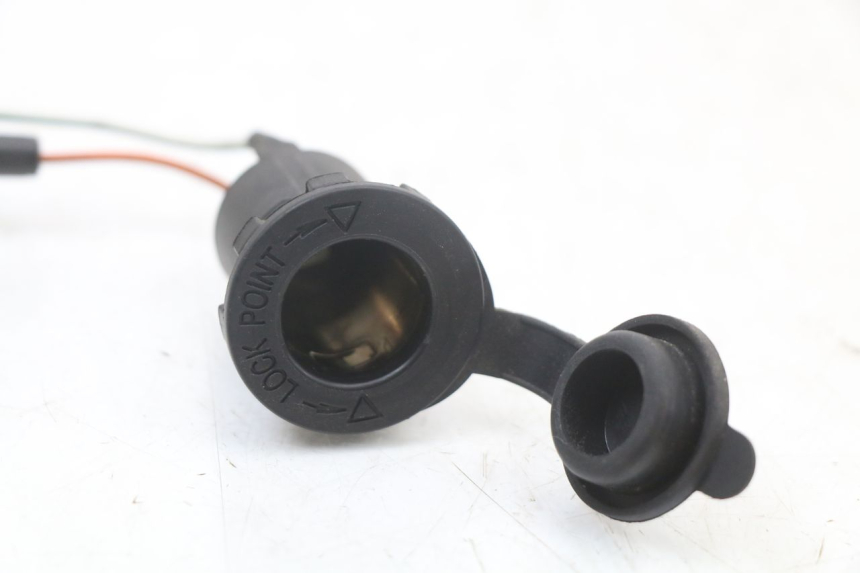 photo de Socket allume-cigare KYMCO DINK STREET ABS 125 (2011 - 2018)