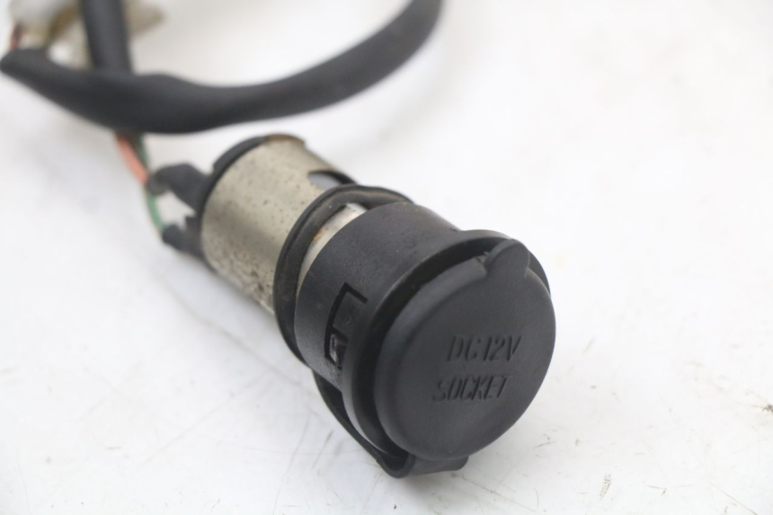 photo de Socket allume-cigare KYMCO XCITING 250 (2006 - 2009)