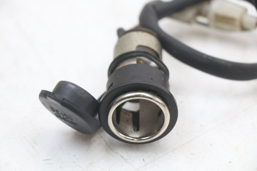 photo de Socket allume-cigare KYMCO XCITING 250 (2006 - 2009)