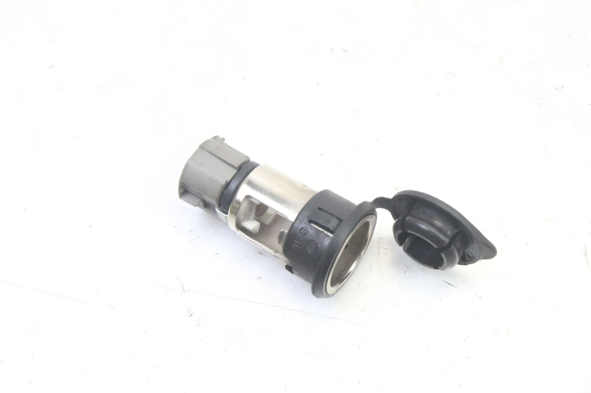 photo de Socket allume-cigare PIAGGIO MP3 500 (2011 - 2015)