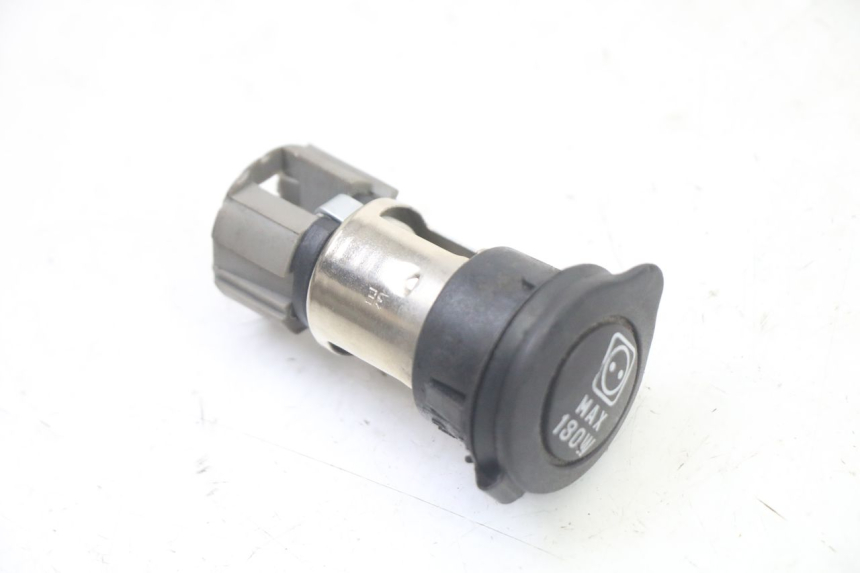 photo de Socket allume-cigare PIAGGIO MP3 500 (2011 - 2015)