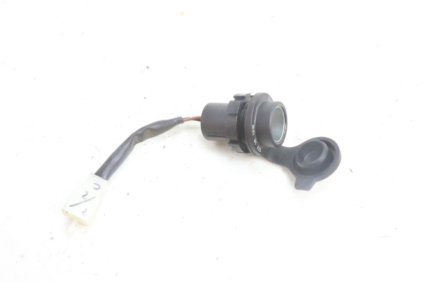 photo de PRISE ALLUME CIGARE YAMAHA N-MAX NMAX 125 (2021 - 2024) - Vue principale