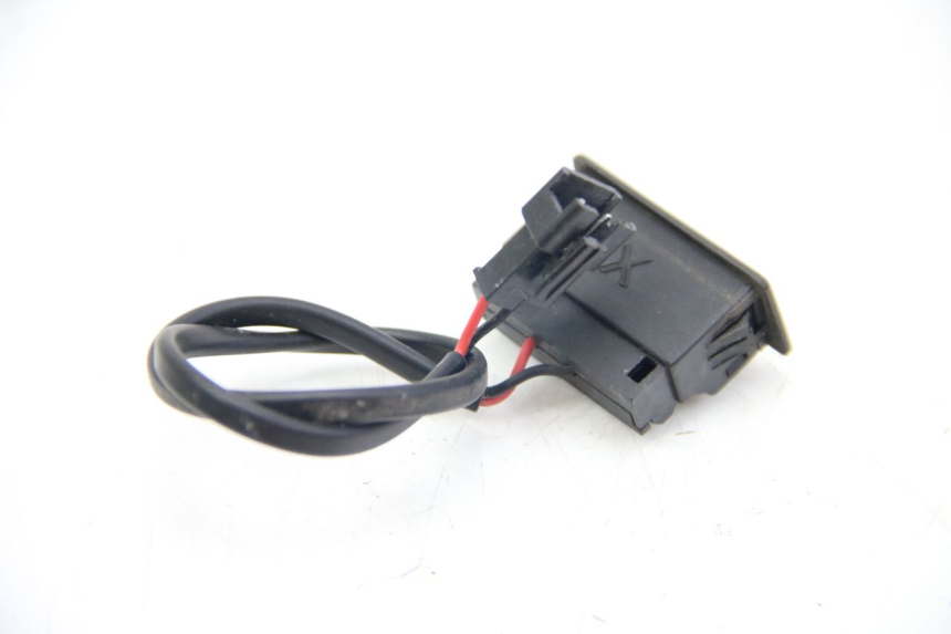 photo de PRISE ALLUME CIGARE RED ELECTRIC RED E PRO 1 (2017 - 2019)