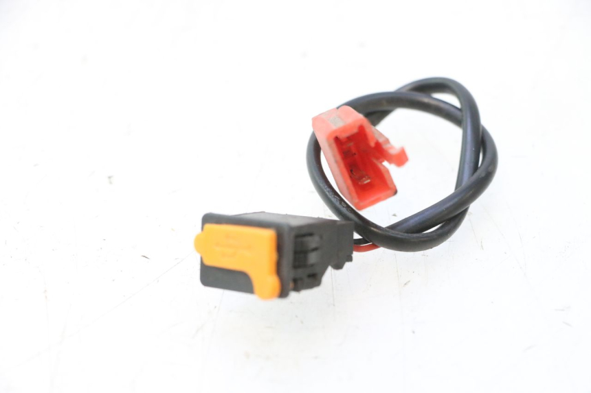 photo de PRISE USB WAYSCRAL E-START 1 (2018 - 2022) - Détail de la pièce