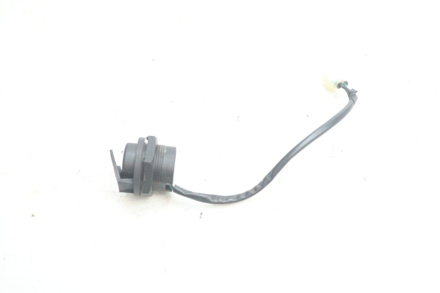 photo de PRISE USB KYMCO LIKE 4T 50 (2019 - 2025) - Autre angle de vue
