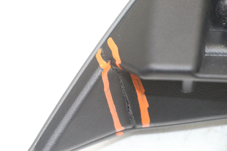 photo de PROTEGE MAIN GAUCHE YAMAHA TRACER 7 700 (2020 - 2024) - Points de fixation