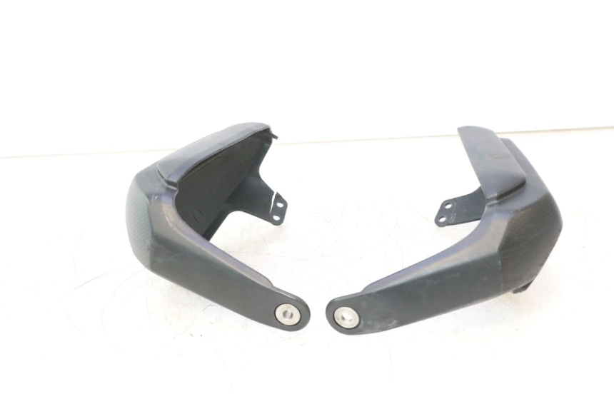 photo de PROTEGE MAIN YAMAHA TDM ABS 900 (2002 - 2014) - Détail de la pièce