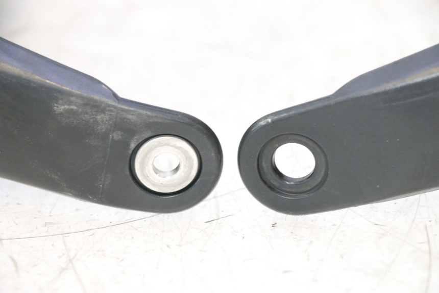 photo de PROTEGE MAIN YAMAHA TDM ABS 900 (2002 - 2014) - Zoom état d’usage