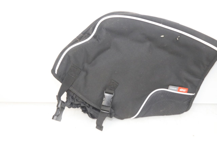 photo de PROTEGE MAIN YAMAHA D'ELIGHT DELIGHT 115 (2013 - 2017)