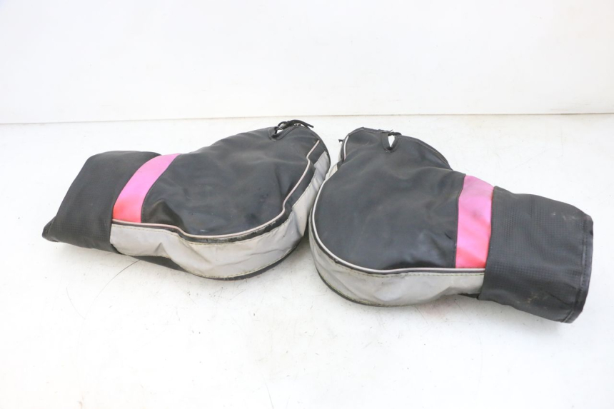 photo de PROTEGE MAIN PIAGGIO ZIP 4T 50 (2018 - 2020) - État de surface