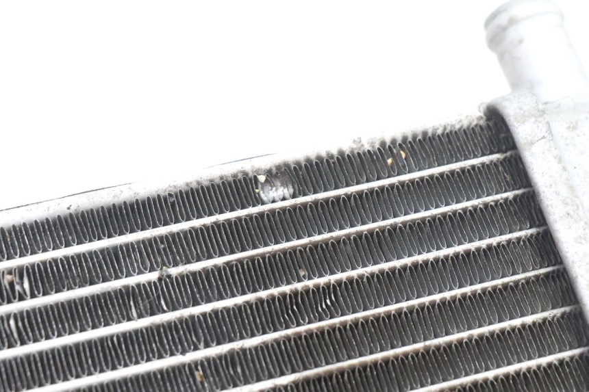 photo de RADIATEUR APRILIA ATLANTIC S 125 (2010 - 2013) - Détails caractéristiques
