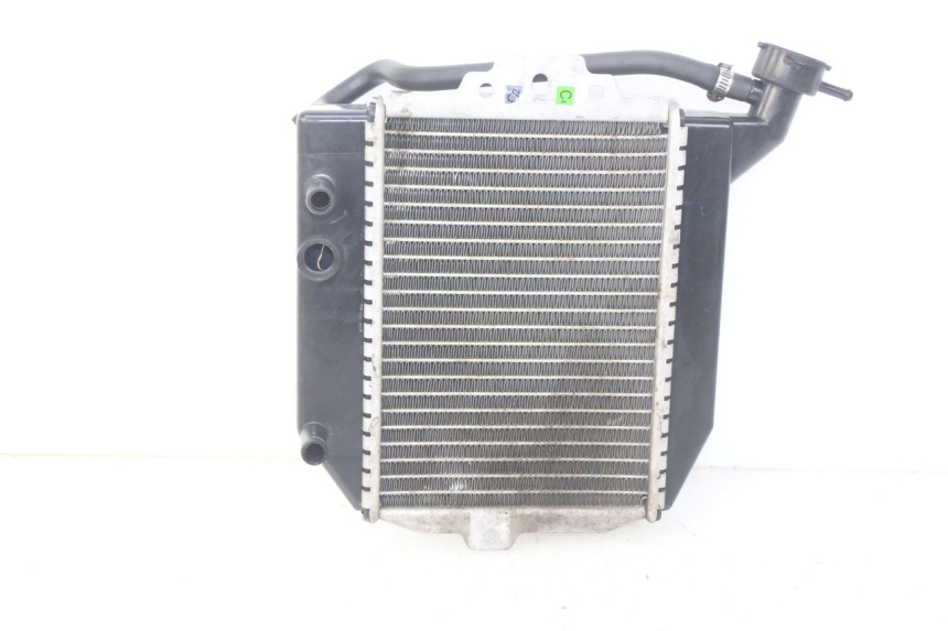 photo de RADIATEUR PEUGEOT CITYSTAR 125 (2011 - 2017) - Vue d’ensemble