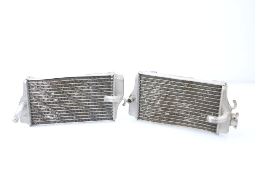 photo de RADIATEUR HONDA CRF CR-F 450 (2001 - 2005)