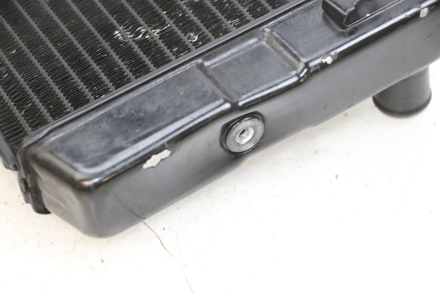 photo de RADIATEUR SUZUKI DL V STROM 1000 (2002 - 2007) - Vue d’ensemble