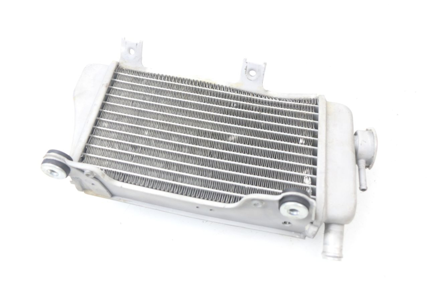 photo de RADIATEUR DROIT ASIAWING NC ENDURO 250 (2015 - 2021) - Autre angle de vue