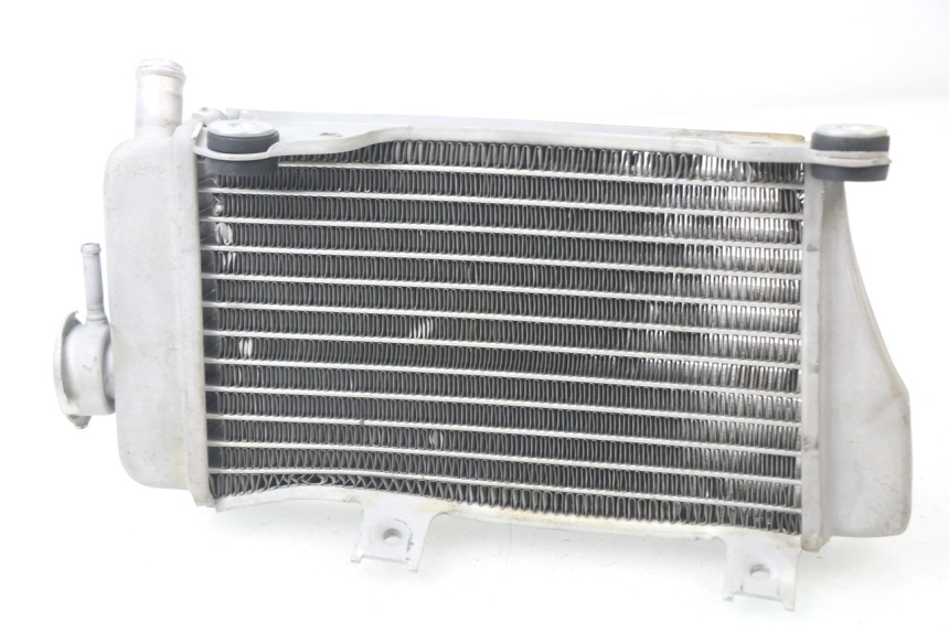 photo de RADIATEUR DROIT ASIAWING NC ENDURO 250 (2015 - 2021) - État de surface
