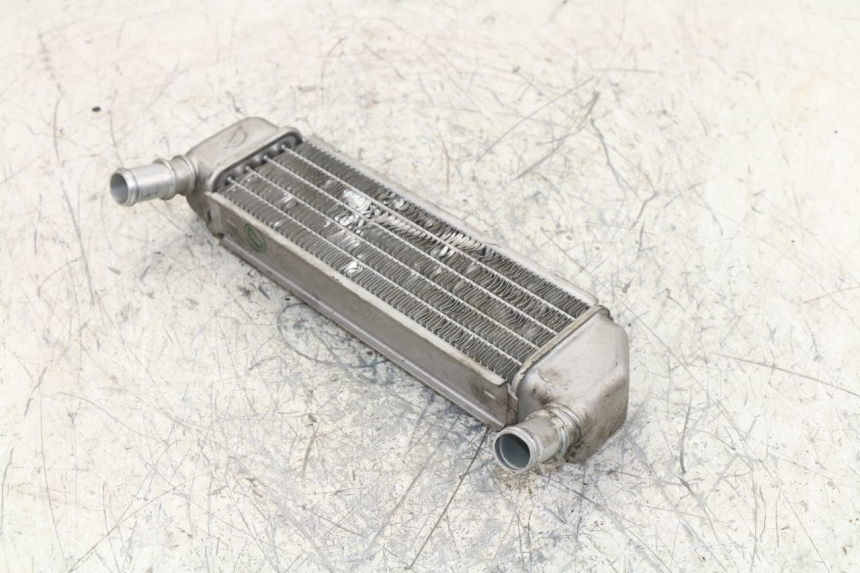 photo de RADIATEUR DROIT PEUGEOT LUDIX BLASTER 50 (2006 - 2014)