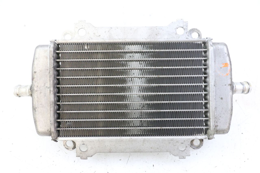photo de RADIATEUR DROIT PIAGGIO VESPA GRANTURISMO 200 (2004 - 2005)