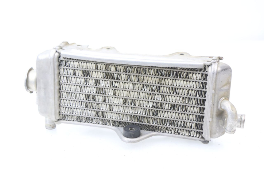 photo de RADIATEUR DROIT YAMAHA YZ 125 (1998 - 2005)