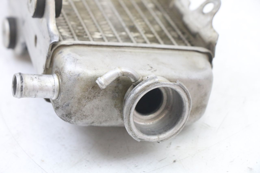 photo de RADIATEUR DROIT YAMAHA YZ 125 (2006 - 2016)