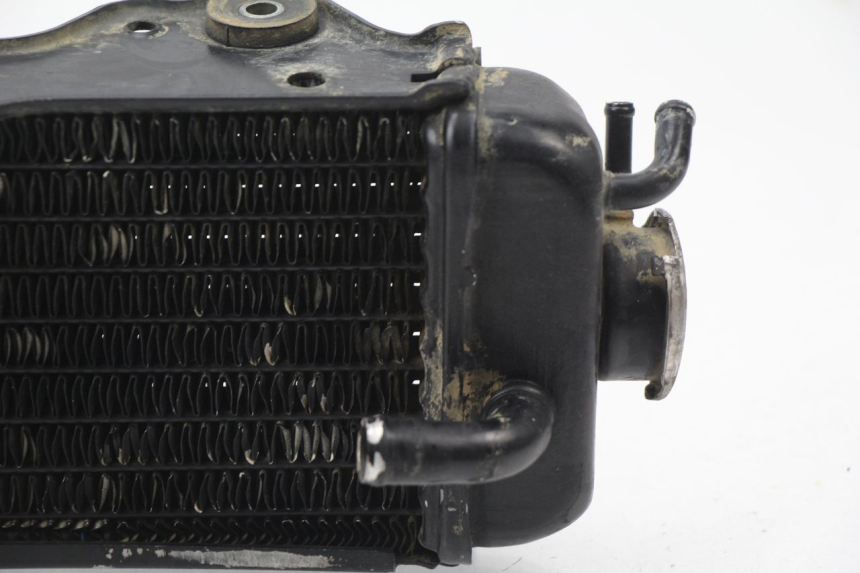 photo de RADIATEUR DROIT YAMAHA YZ 125 (1994 - 1997)