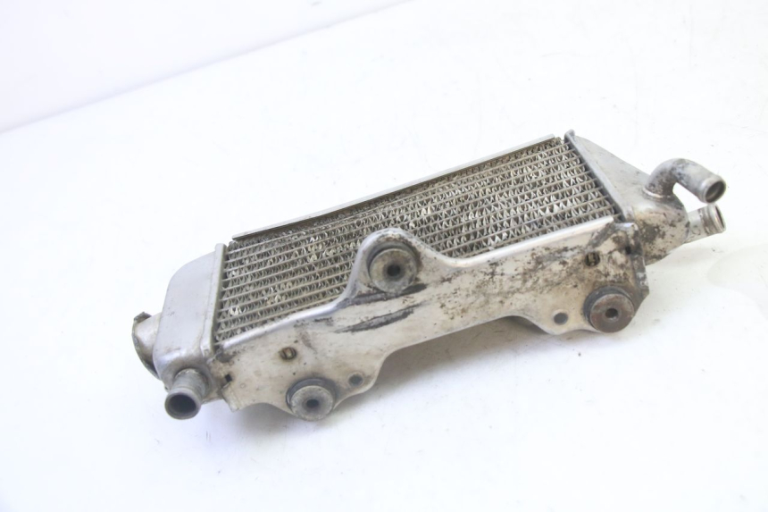 photo de RADIATEUR DROIT YAMAHA YZ 125 (1998 - 2005)