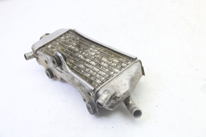 photo de RADIATEUR DROIT YAMAHA YZ 125 (1998 - 2005)