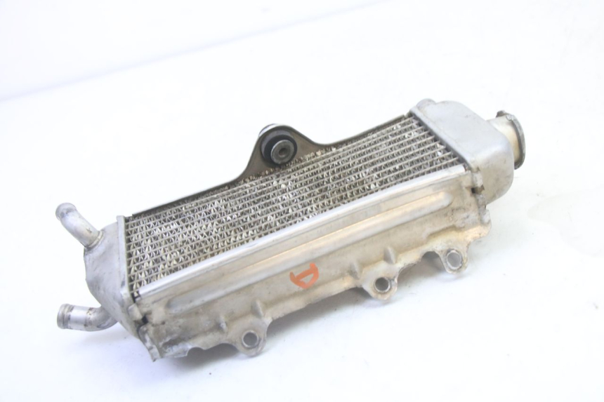 photo de RADIATEUR DROIT YAMAHA YZ 125 (1998 - 2005)