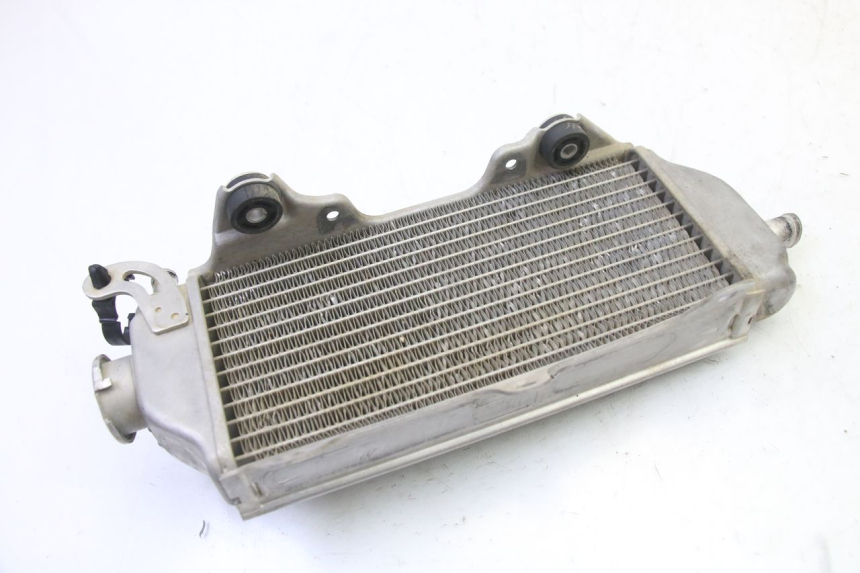 photo de RADIATEUR DROIT YAMAHA YZF YZ-F 450 (2014 - 2016) - Vue d’ensemble