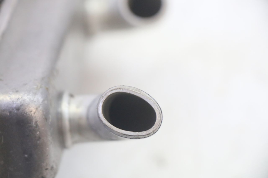 photo de RADIATEUR PEUGEOT ELYSEO 125 (1999 - 2004) - État de surface