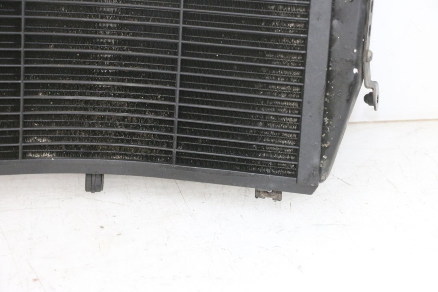 photo de RADIATEUR YAMAHA FJR ABS 1300 (2006 - 2012) - Angle alternatif