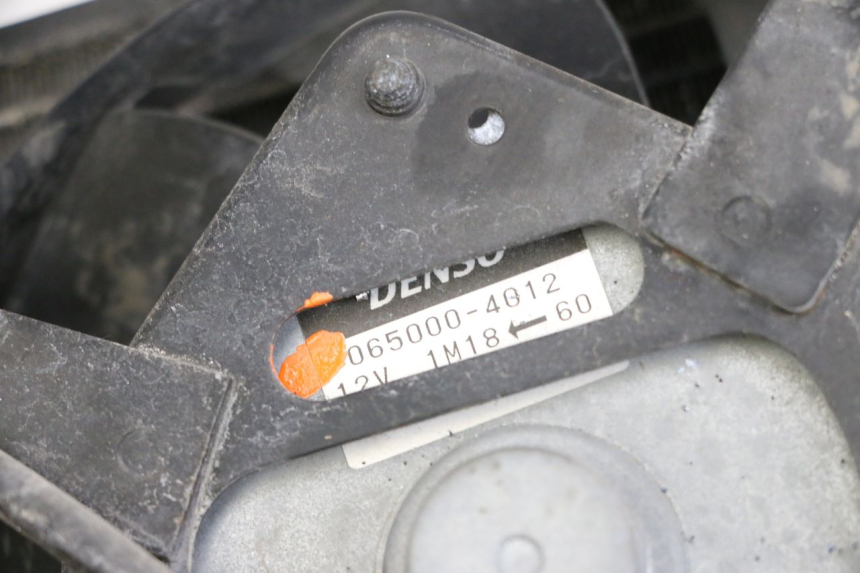 photo de RADIATEUR YAMAHA FJR ABS 1300 (2006 - 2012) - Autre angle de vue