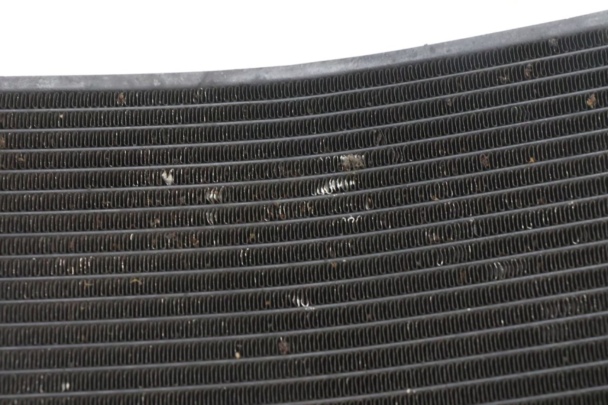 photo de RADIATEUR YAMAHA FZ8 800 (2010 - 2016) - Détail de la pièce