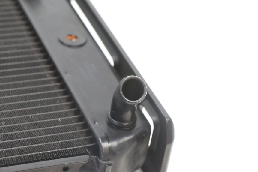 photo de RADIATEUR YAMAHA FZ8 800 (2010 - 2016) - Pièce contrôlée