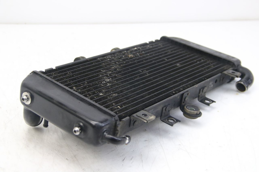 photo de RADIATEUR YAMAHA FZS FAZER 600 (2001 - 2003) - Pièce contrôlée