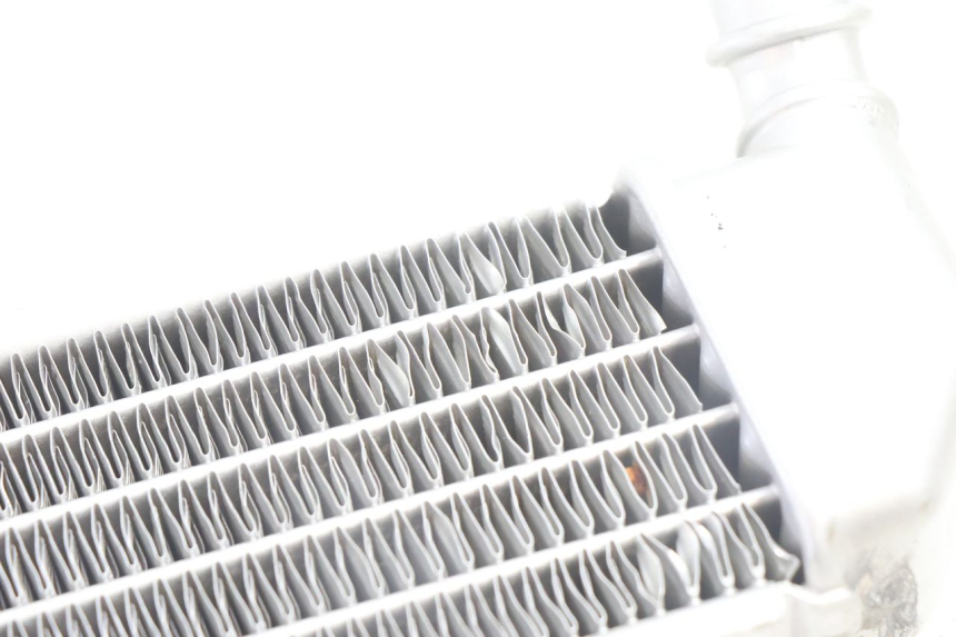 photo de RADIATEUR GAUCHE PEUGEOT LUDIX BLASTER 50 (2006 - 2014) - Autre angle de vue