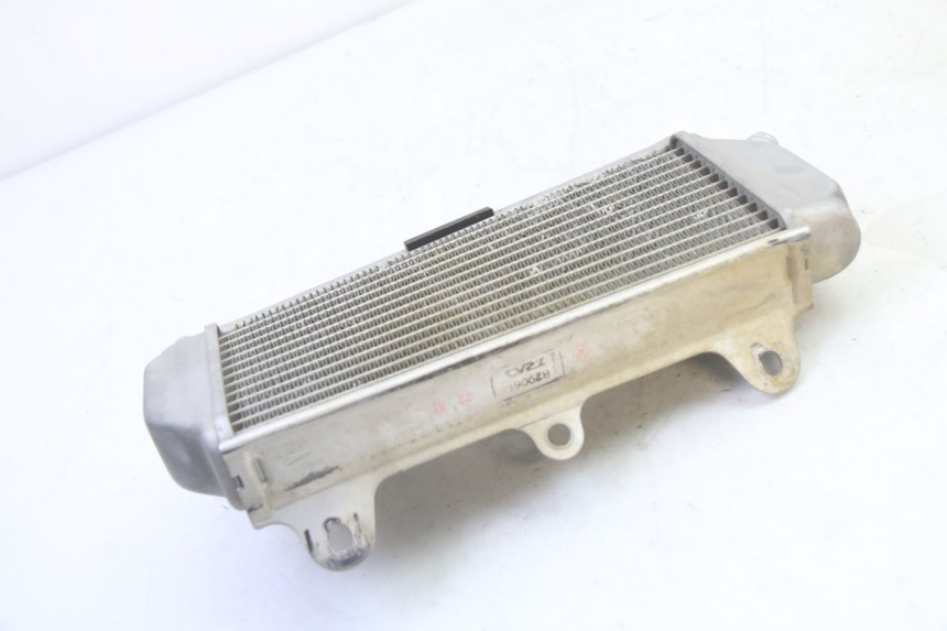 photo de RADIATEUR GAUCHE YAMAHA YZ-F YZF 250 (2014 - 2018)