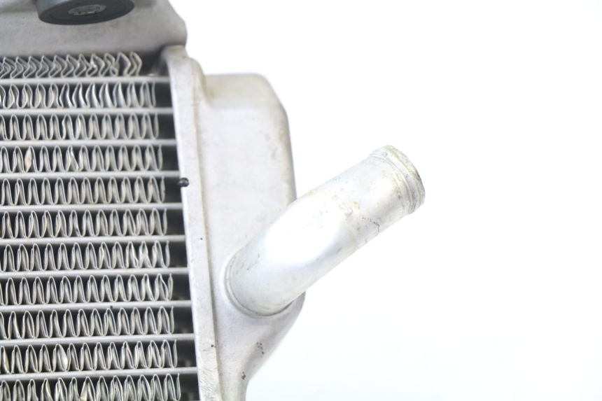 photo de RADIATEUR GAUCHE YAMAHA YZF YZ-F 450 (2018 - 2021) - État de surface